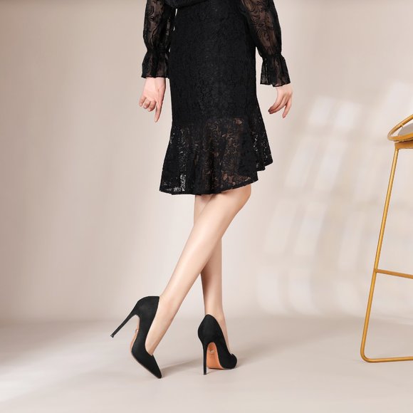 Petit Cadeau Leona - Classic and Sexy Slip on Pumps with 5" High Heels. NEW! - Picture 7 of 8